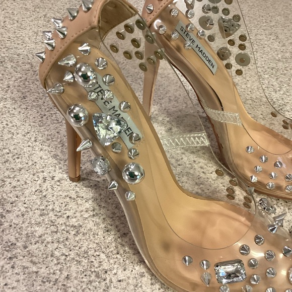 Steve Madden Clear Spiked Jewel Nomah Pumps - Picture 11 of 11